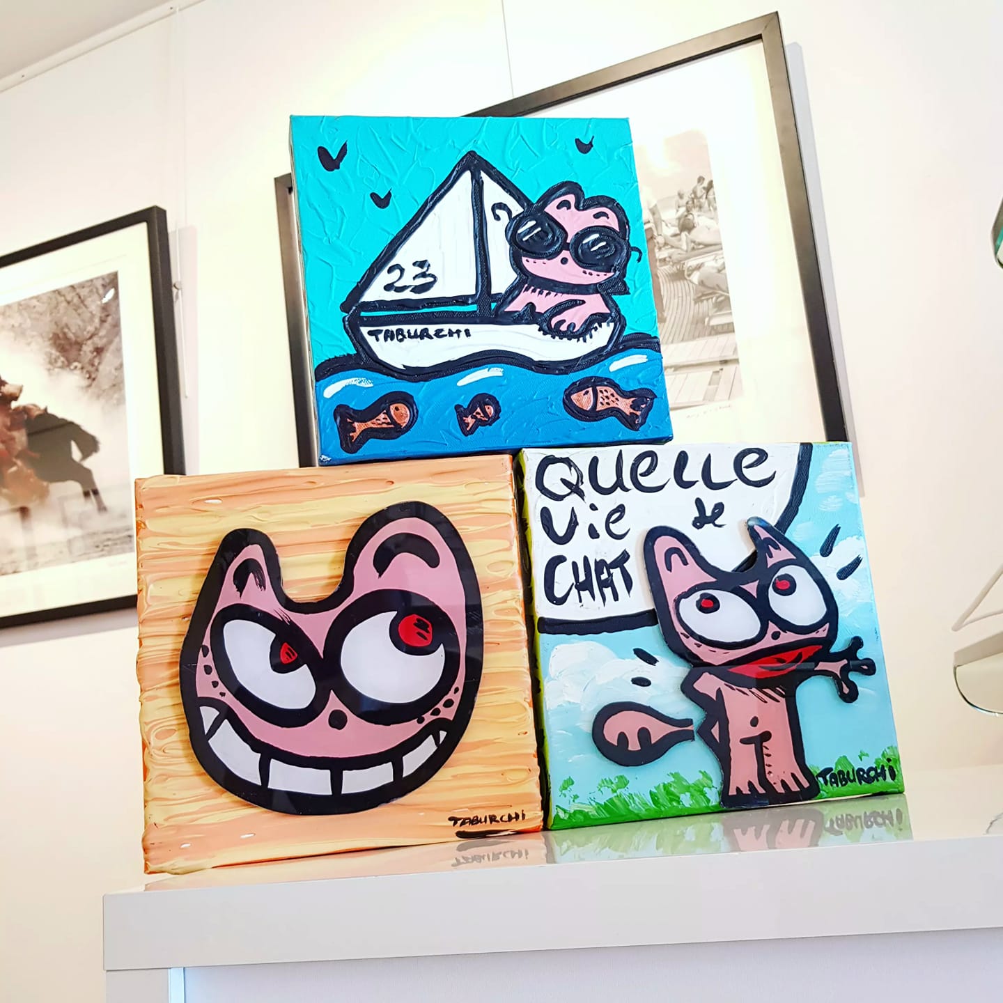 Trois Chats Roses à la Ferus Gallery