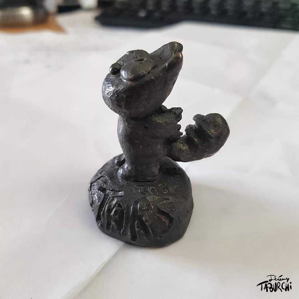 chat-rose-sculpture-bronze