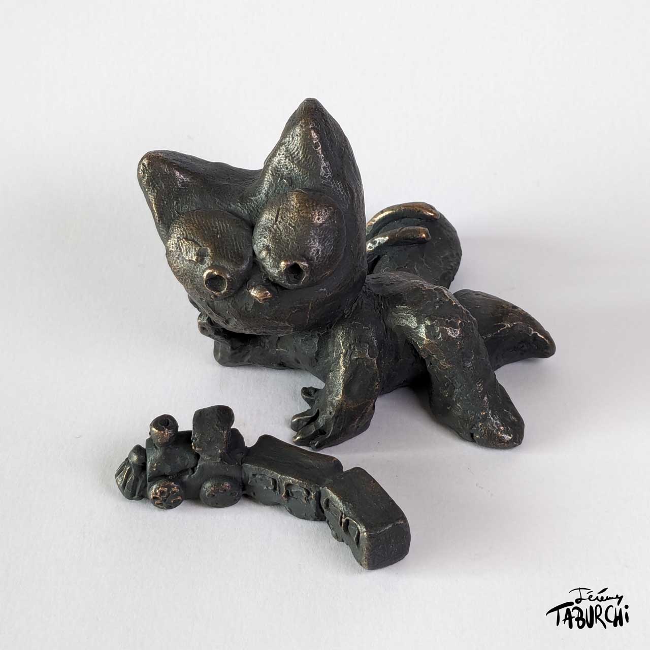 sculpture-en-bronze-train-cheminot-taburchi3