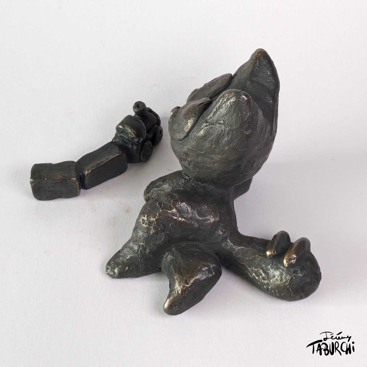 sculpture-en-bronze-train-cheminot-taburchi