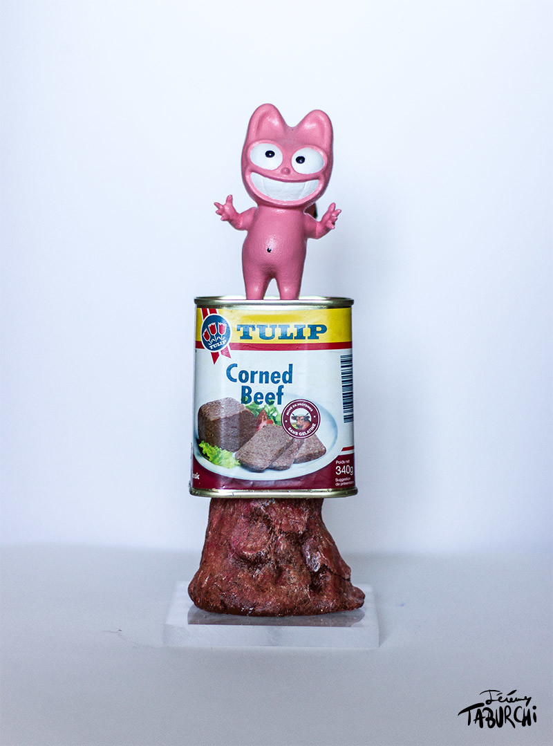 Sculpture du Chat Rose « Corned Beef »