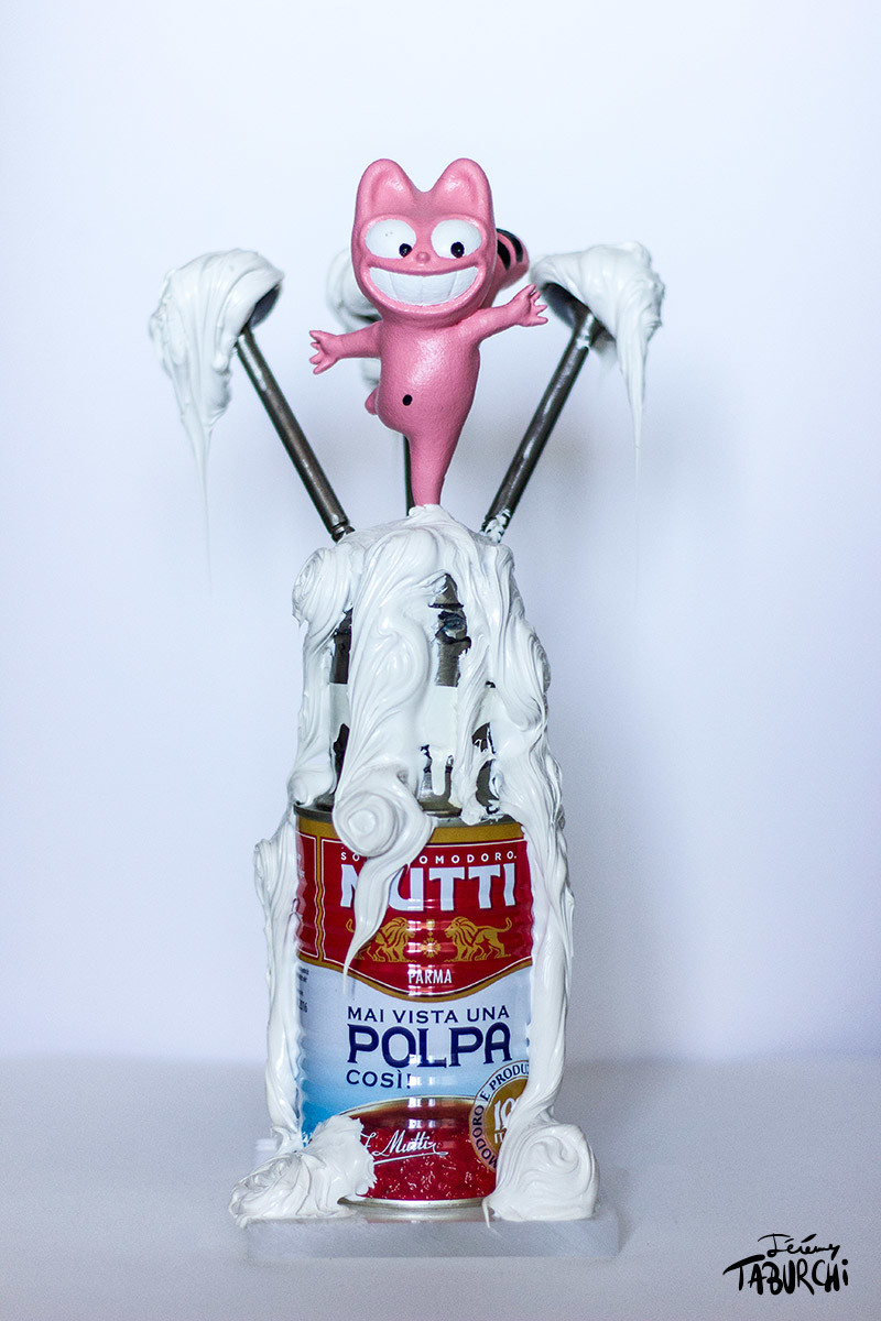 Sculpture « Mutti / Polpa » du Chat Rose
